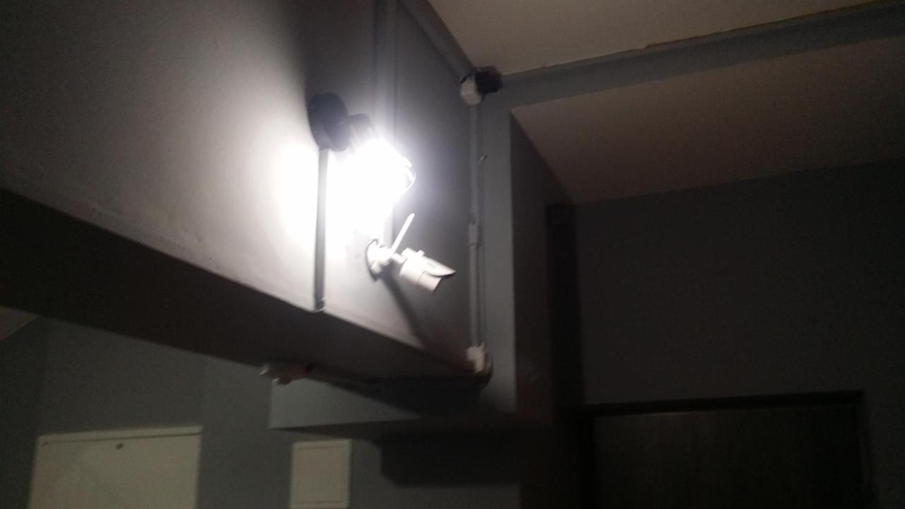 Apartament Venge -Cale Mieszkanie 46M2 Na Wylacznosc - Z Jedna Sypialnia I Jednym Sypialno-Salonem -3 Pietro Bez Windy- Rezerwacja Bez Karty Kredytowej-Klimatyzacja-Netflix-2 Lozeczka Dzieciece- Bezplatny Parking Publiczny ヴロツワフ エクステリア 写真