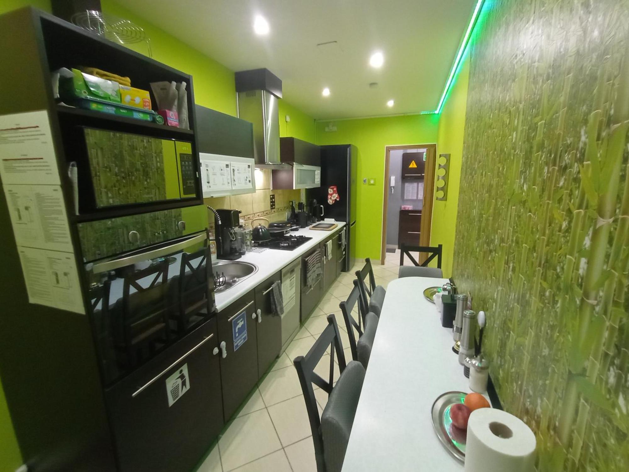 Apartament Venge -Cale Mieszkanie 46M2 Na Wylacznosc - Z Jedna Sypialnia I Jednym Sypialno-Salonem -3 Pietro Bez Windy- Rezerwacja Bez Karty Kredytowej-Klimatyzacja-Netflix-2 Lozeczka Dzieciece- Bezplatny Parking Publiczny ヴロツワフ エクステリア 写真