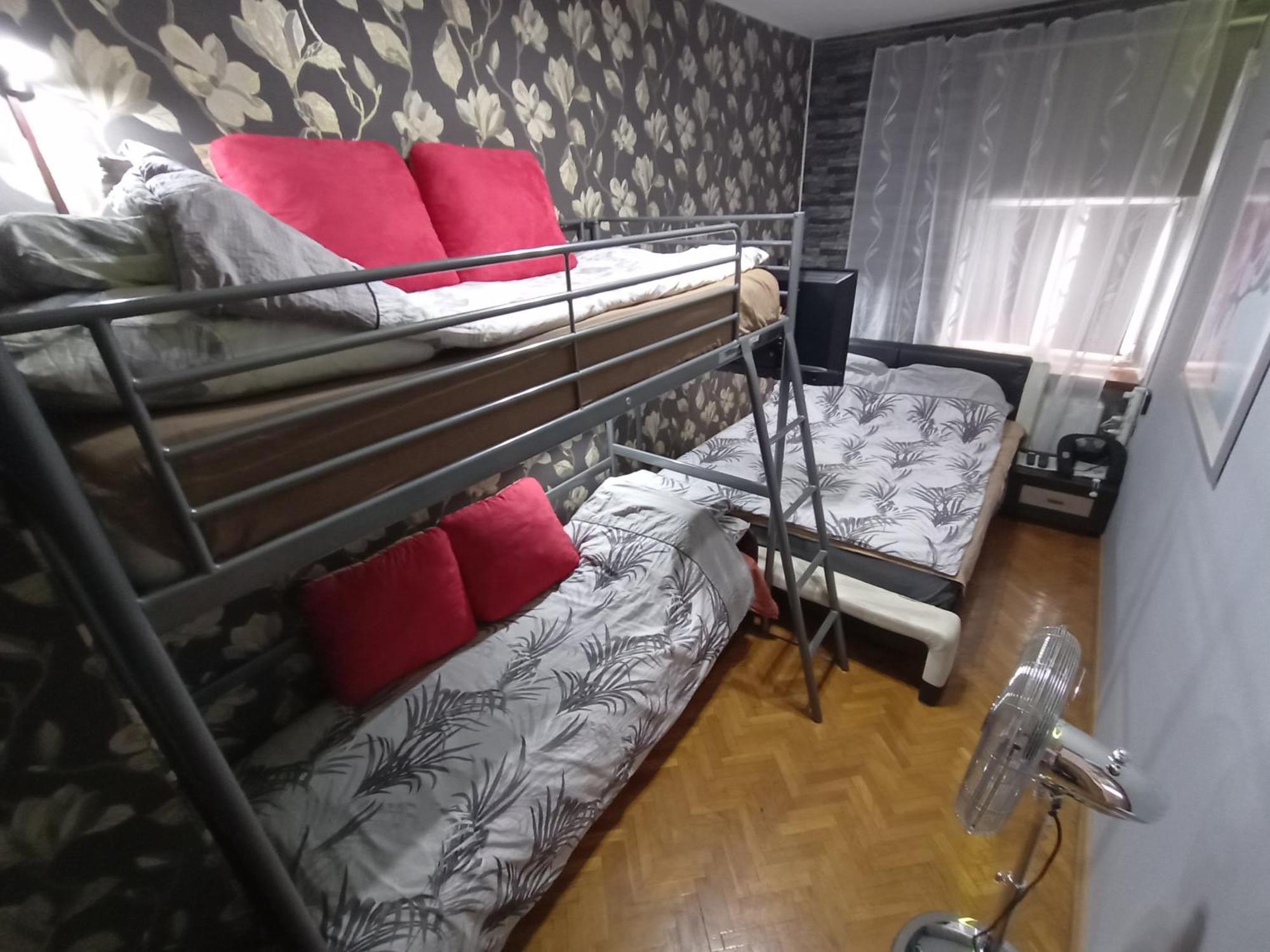 Apartament Venge -Cale Mieszkanie 46M2 Na Wylacznosc - Z Jedna Sypialnia I Jednym Sypialno-Salonem -3 Pietro Bez Windy- Rezerwacja Bez Karty Kredytowej-Klimatyzacja-Netflix-2 Lozeczka Dzieciece- Bezplatny Parking Publiczny ヴロツワフ エクステリア 写真