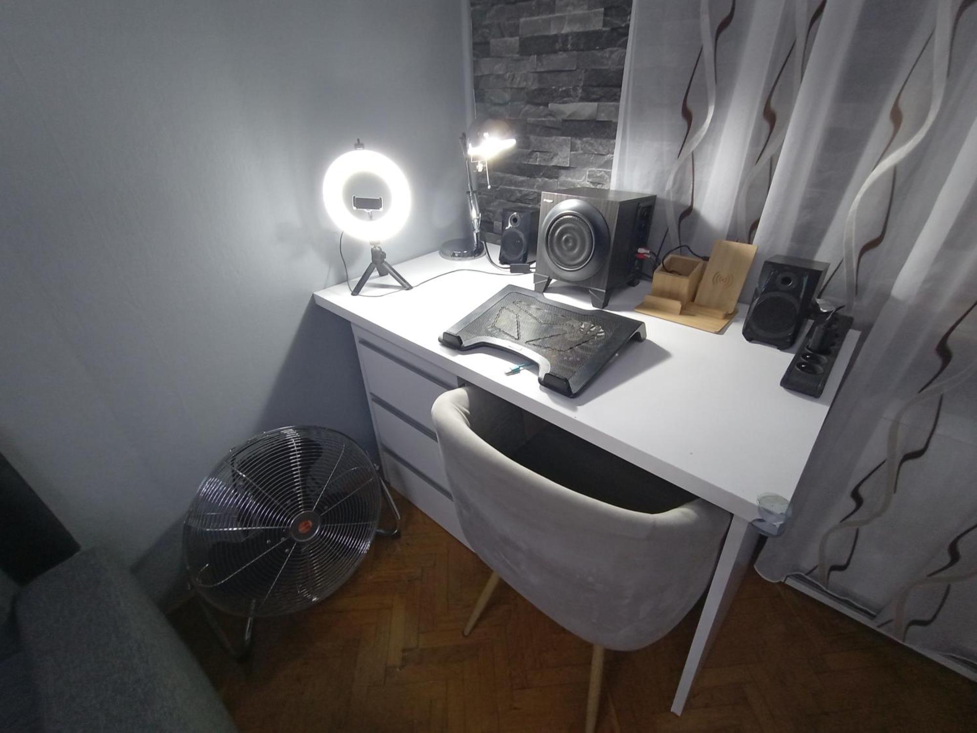 Apartament Venge -Cale Mieszkanie 46M2 Na Wylacznosc - Z Jedna Sypialnia I Jednym Sypialno-Salonem -3 Pietro Bez Windy- Rezerwacja Bez Karty Kredytowej-Klimatyzacja-Netflix-2 Lozeczka Dzieciece- Bezplatny Parking Publiczny ヴロツワフ エクステリア 写真