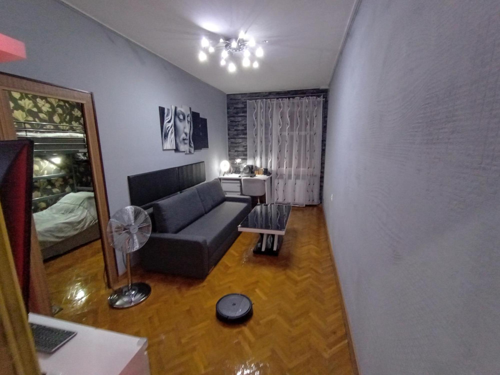Apartament Venge -Cale Mieszkanie 46M2 Na Wylacznosc - Z Jedna Sypialnia I Jednym Sypialno-Salonem -3 Pietro Bez Windy- Rezerwacja Bez Karty Kredytowej-Klimatyzacja-Netflix-2 Lozeczka Dzieciece- Bezplatny Parking Publiczny ヴロツワフ エクステリア 写真